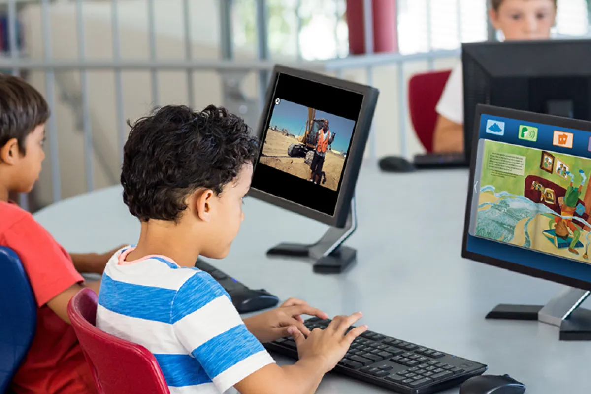 Image of children using Skybrary on a desktop